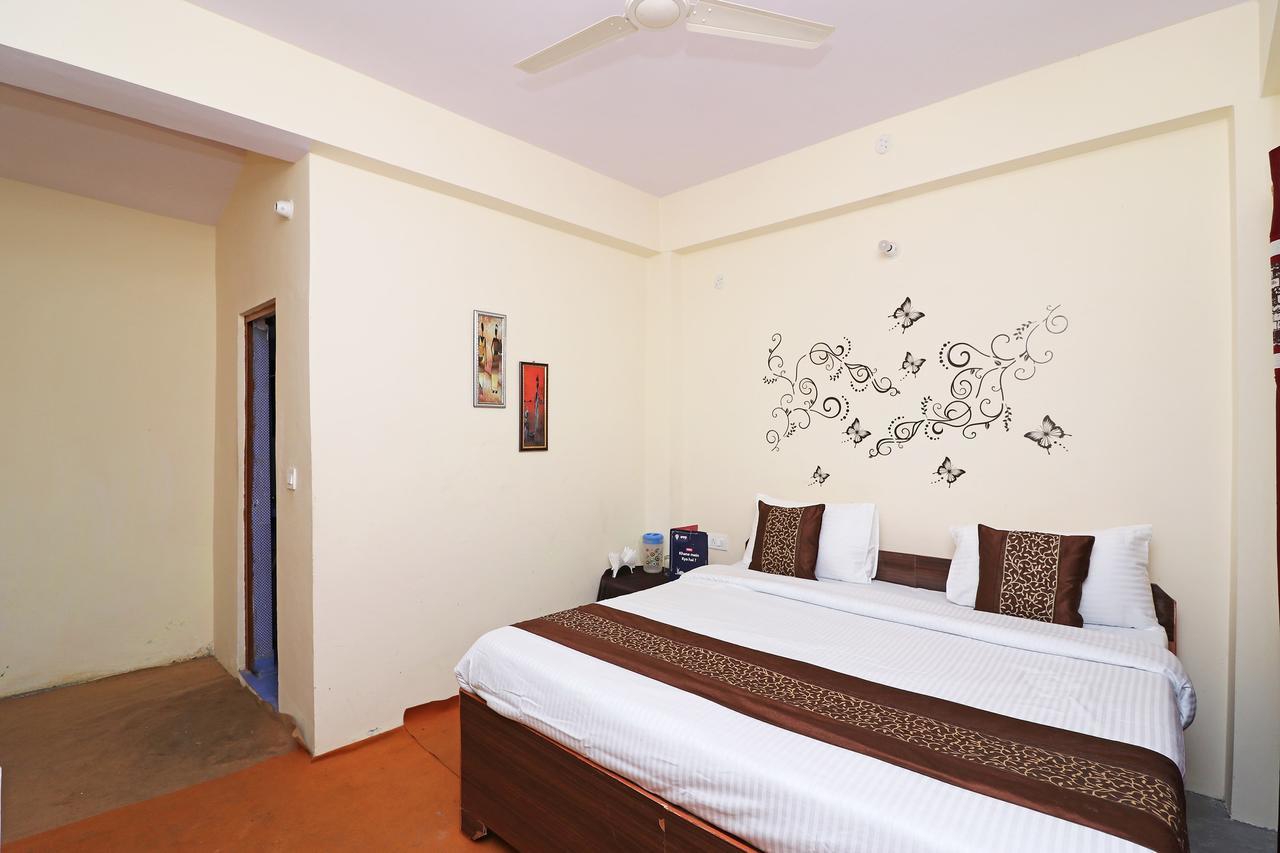 Oyo 13728 Hotel Kempty Valley View Hotel & Restaurant มัสซูรี ภายนอก รูปภาพ