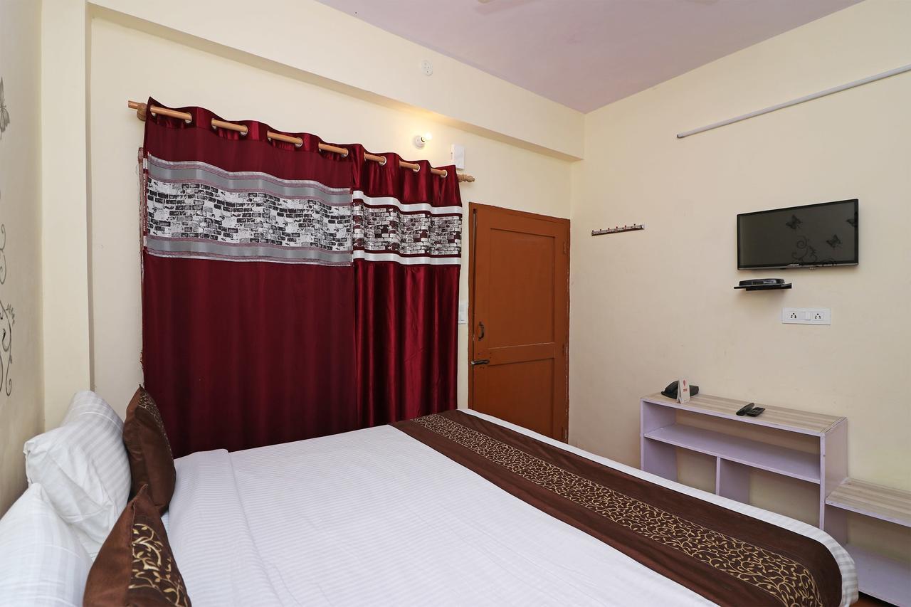 Oyo 13728 Hotel Kempty Valley View Hotel & Restaurant มัสซูรี ภายนอก รูปภาพ