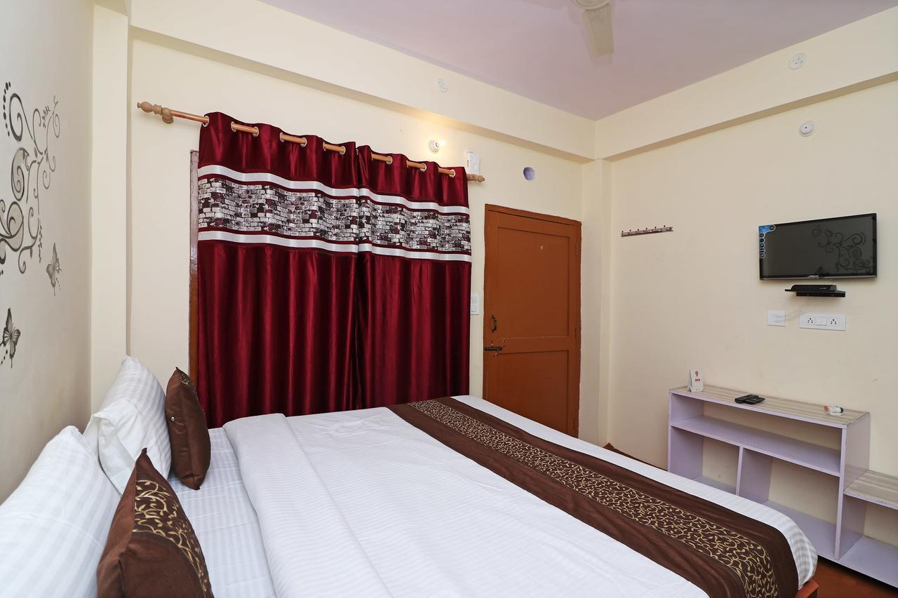 Oyo 13728 Hotel Kempty Valley View Hotel & Restaurant มัสซูรี ภายนอก รูปภาพ